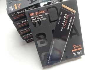 WD_BLACK SN850X 2TB диск накопичувач NVMe SSD США для PS5 2 TB Gen4 PCIe 4.0 x4 M.2 2280, 7300 MB/s - WDS200T2X0E WD BLACK Western Digital